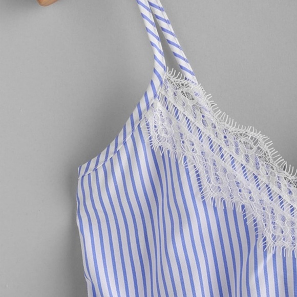 Blue and White Striped Cami Crop Top with Lace Trim and Tie Back - NWOT - Picture 6 of 15